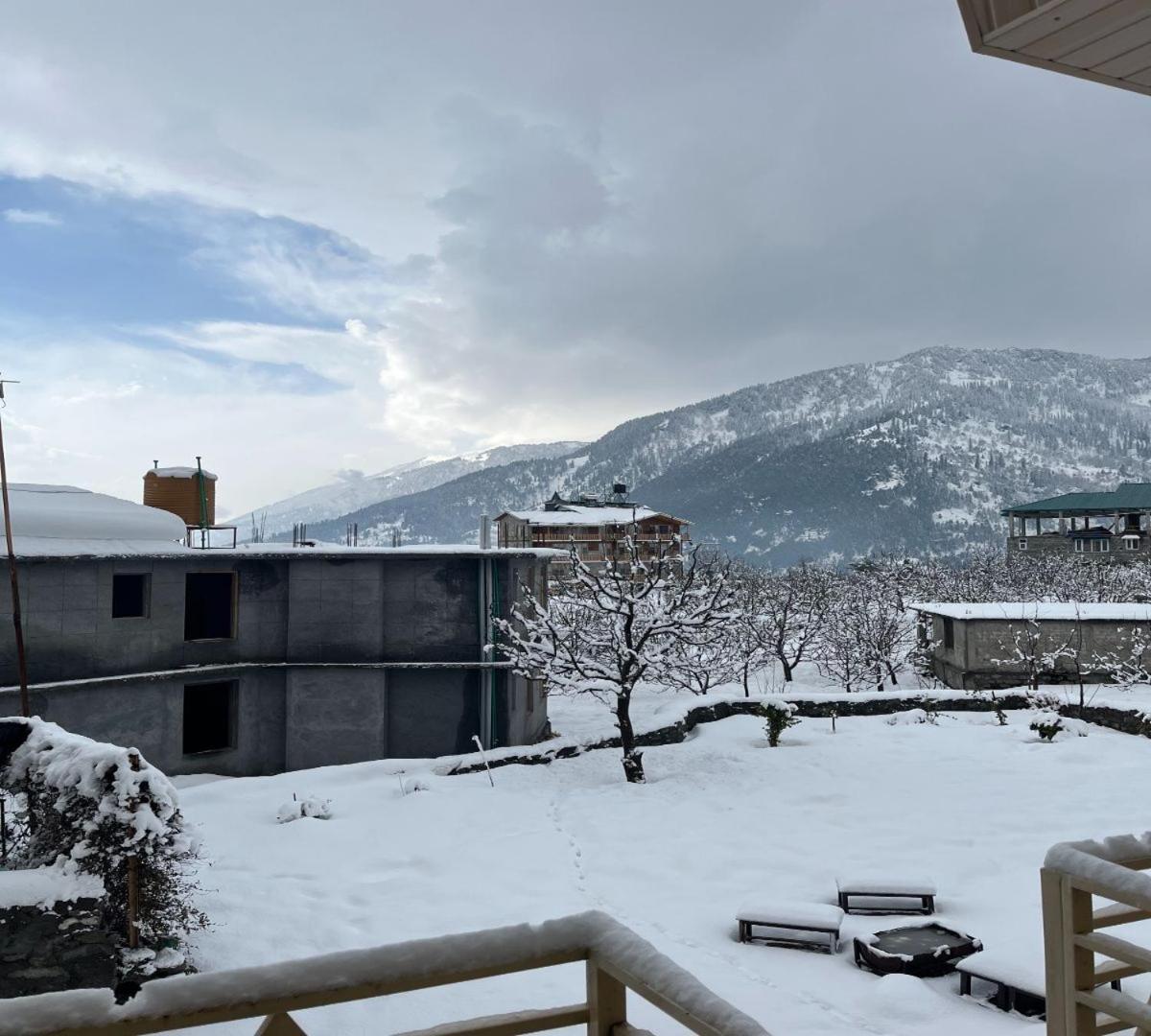 Snow Range Resort And Cottage Vashist Exterior photo